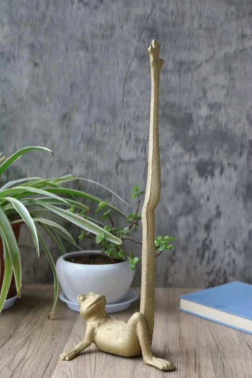 Gold Frog Paper Towel Holder